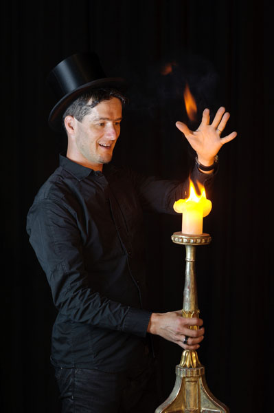 Feuer beim Zaubern - Magic Dean